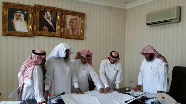 "بلدي صبيا" يناقش عقبات تنفيذ طريق الملك فيصل (70)