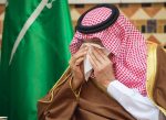 بالدموع الملك سلمان يودع أخاه تركي لمثواه