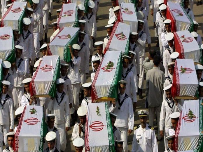 إعلان مقتل ألف إيراني في سوريا .. رسائل داخلية أم تصعيد خارجي!