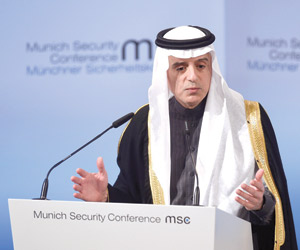 الجبير: إيران تريد تجنيد شيعة العالم ضد دولهم