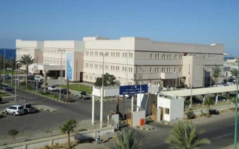 تبوك.. نجاح عملية ترميم جمجمة مواطن تَعَرّضت لكسور بليغة