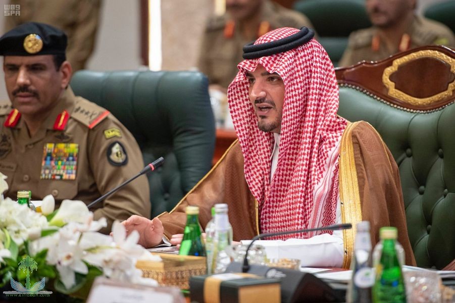 وزير الداخلية يرأس اجتماع اللجنة العليا للعمرة
