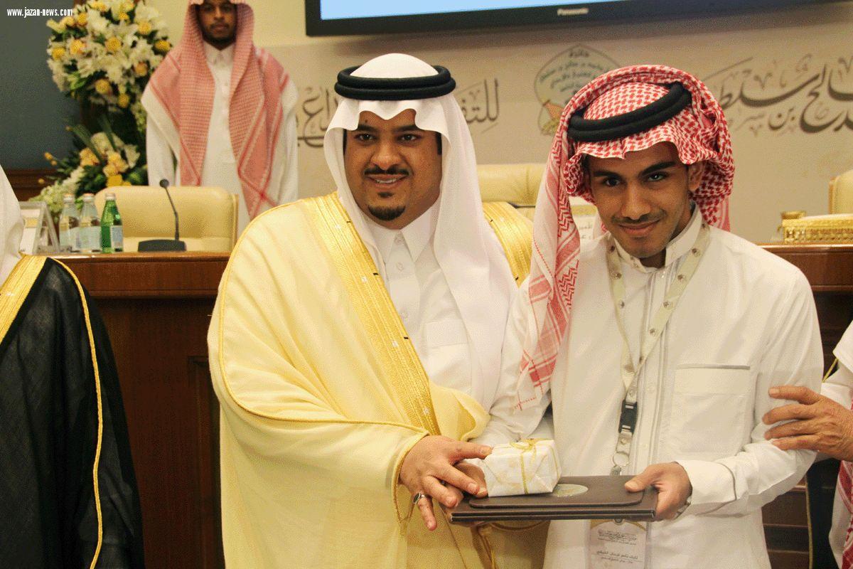 الكفيف الاول نايف الفيفي ينهي المستوى الرابع بمعدل ٩٩،61٪