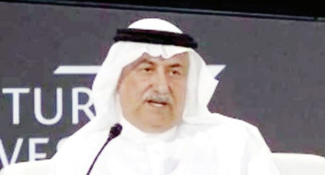 العساف: قضايا الاقتصاد الكلي والرقابة المالية على طاولة القمة